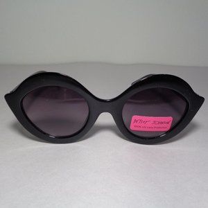 Betsey Johnson CECILIA New Women's Sunglasses
